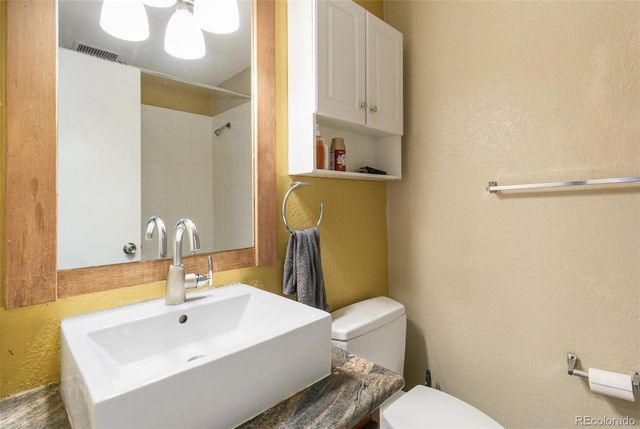 1260 N Logan Street, Denver, CO 80203
