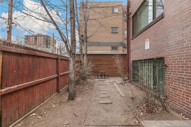 1260 N Logan Street, Denver, CO 80203