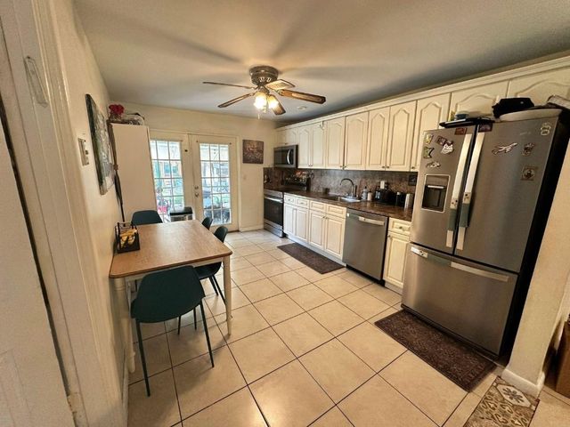 5737 Atlanta Street, Hollywood, FL 33021