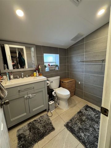 5737 Atlanta Street, Hollywood, FL 33021