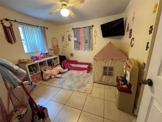 5737 Atlanta Street, Hollywood, FL 33021