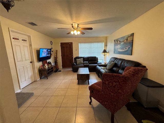 5737 Atlanta Street, Hollywood, FL 33021