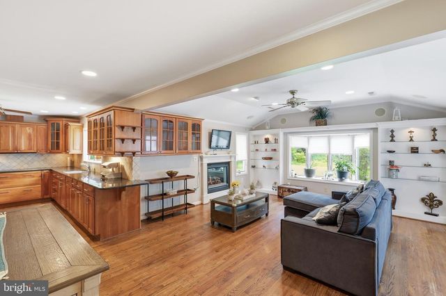 101 N FAIRFIELD DR, Dover, DE 19901