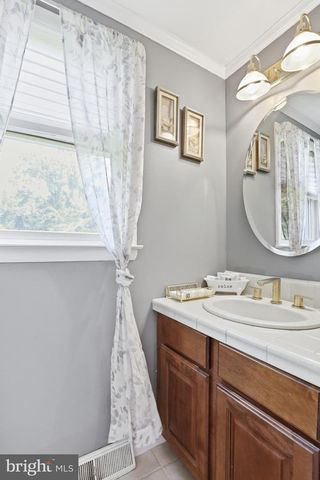 101 N FAIRFIELD DR, Dover, DE 19901