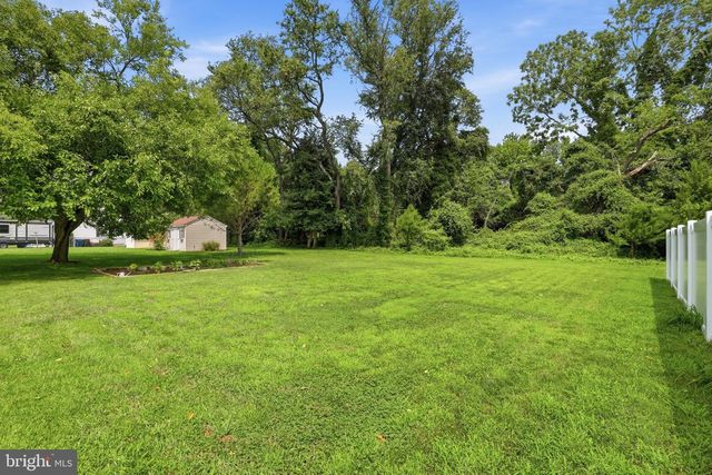 101 N FAIRFIELD DR, Dover, DE 19901