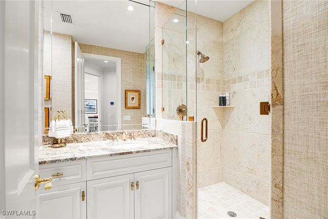 248 Point Salerno, Naples, FL 34108