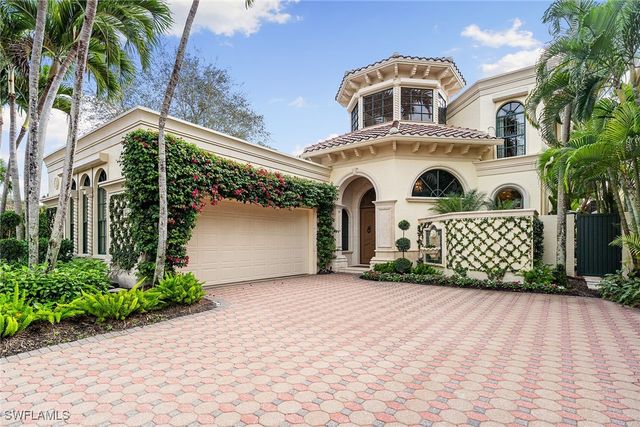 248 Point Salerno, Naples, FL 34108
