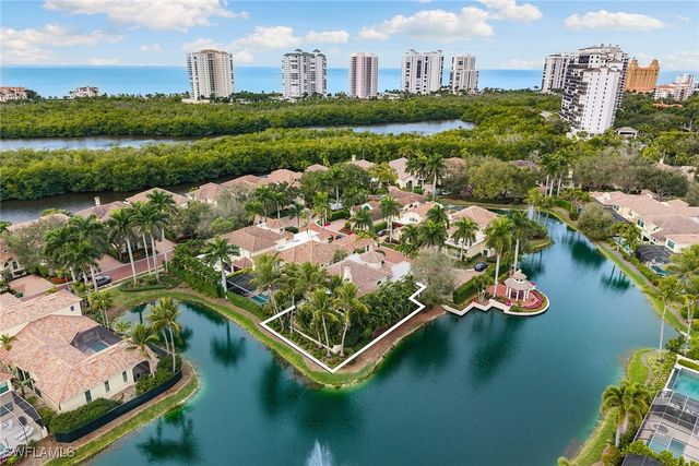 248 Point Salerno, Naples, FL 34108