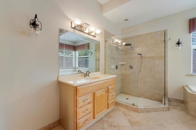 5835 Lago Del Sol Drive, Lake Worth, FL 33449