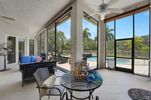 5835 Lago Del Sol Drive, Lake Worth, FL 33449