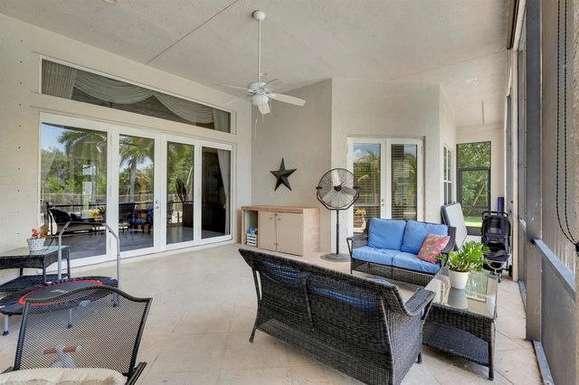 5835 Lago Del Sol Drive, Lake Worth, FL 33449