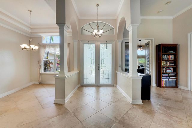 5835 Lago Del Sol Drive, Lake Worth, FL 33449