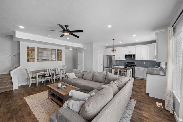11956 S ELECTRA PEAK PL, Herriman, UT 84096
