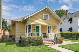 345 W 22nd Street, Houston, TX 77008