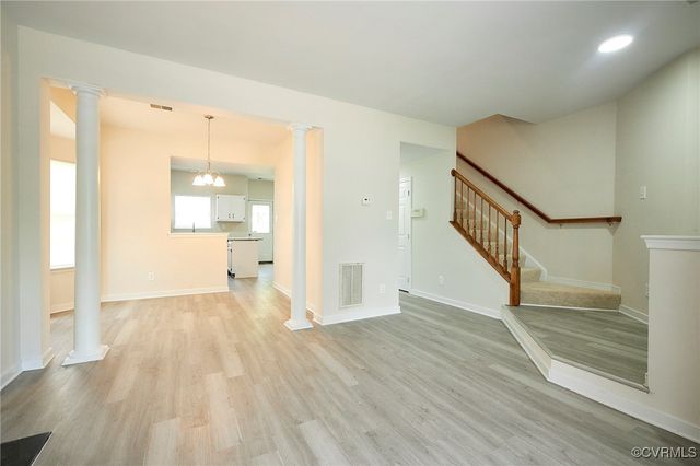 2926 Mary Beth Ln, Glen Allen, VA 23060