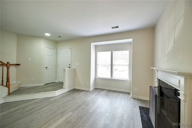2926 Mary Beth Ln, Glen Allen, VA 23060