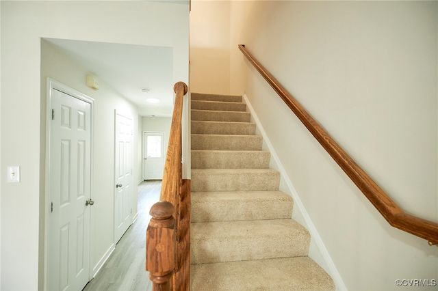 2926 Mary Beth Ln, Glen Allen, VA 23060