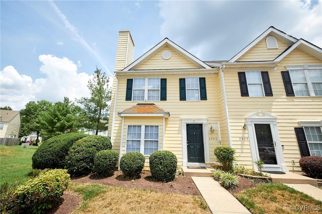 2926 Mary Beth Ln, Glen Allen, VA 23060