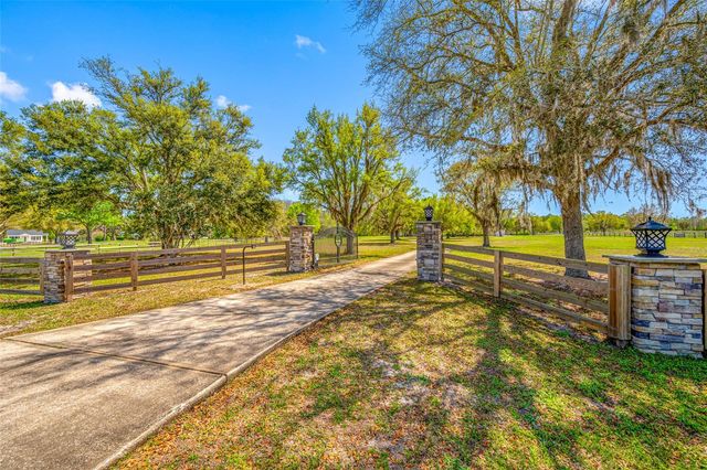 11939 PASCO TRAILS BOULEVARD, Spring Hill, FL 34610