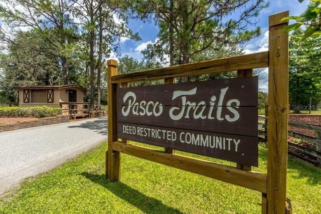 11939 PASCO TRAILS BOULEVARD, Spring Hill, FL 34610