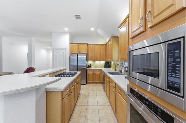 22117 Iron Knoll Drive, Kingwood, TX 77339