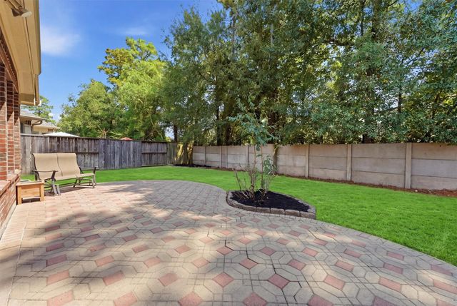 22117 Iron Knoll Drive, Kingwood, TX 77339