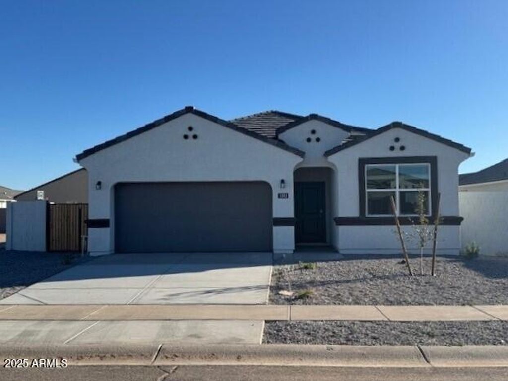1343 W BEALEY Avenue, Coolidge, AZ 85128