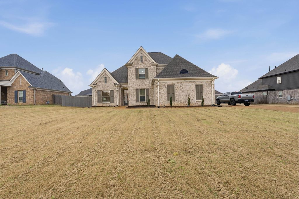 195 CAMBRIDGE PASS, Oakland, TN 38060