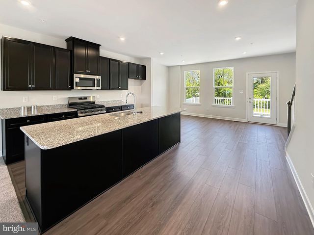 21 DOMENICA DR, Moorestown, NJ 08057