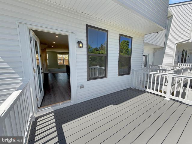 21 DOMENICA DR, Moorestown, NJ 08057