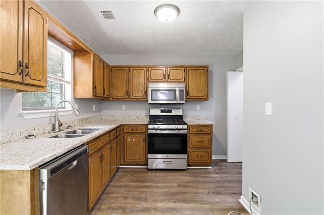 124 Julie Lane, Stockbridge, GA 30281
