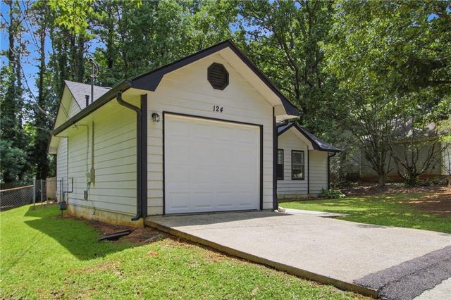 124 Julie Lane, Stockbridge, GA 30281