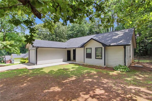 124 Julie Lane, Stockbridge, GA 30281