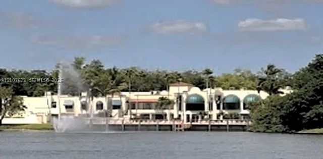 9411 Evergreen Pl 407, Davie, FL 33324