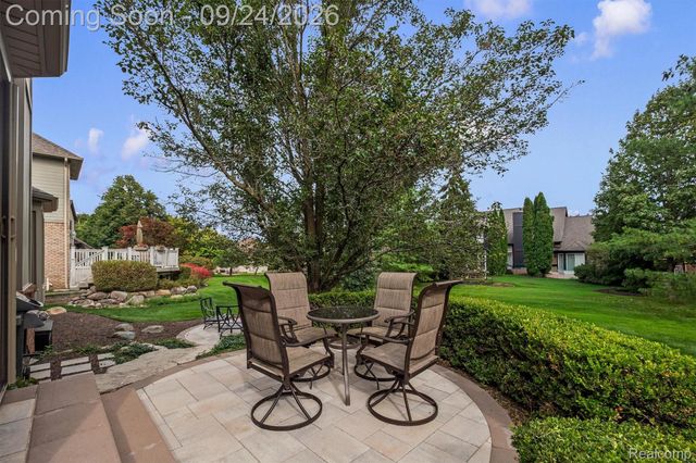 57256 Warwick Drive, Washington Township, MI 48094
