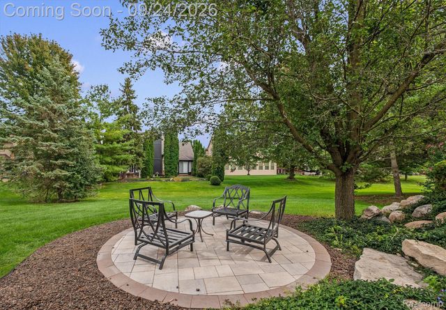 57256 Warwick Drive, Washington Township, MI 48094