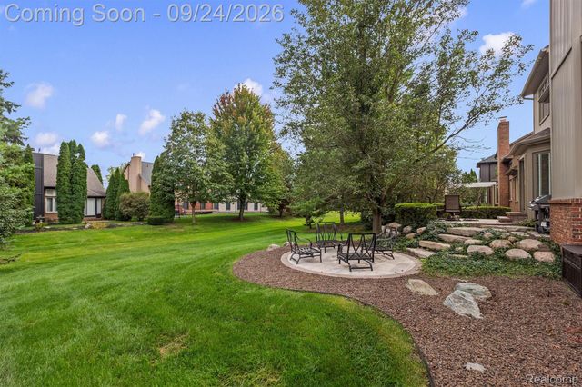 57256 Warwick Drive, Washington Township, MI 48094