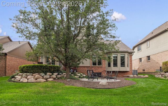 57256 Warwick Drive, Washington Township, MI 48094