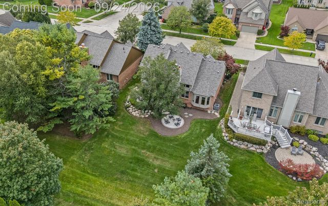 57256 Warwick Drive, Washington Township, MI 48094