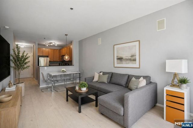 24 Ave At Port Imperial 226, West New York, NJ 07093