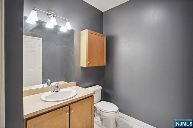 24 Ave At Port Imperial 226, West New York, NJ 07093
