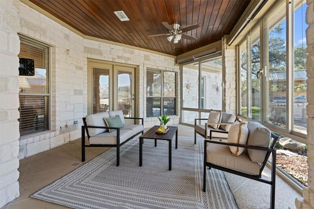 130 Richards DR, Buda, TX 78610