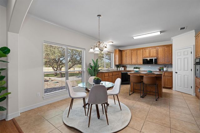 130 Richards DR, Buda, TX 78610