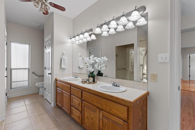 130 Richards DR, Buda, TX 78610