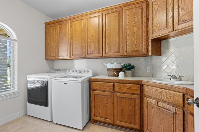 130 Richards DR, Buda, TX 78610