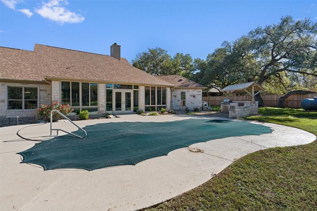 130 Richards DR, Buda, TX 78610