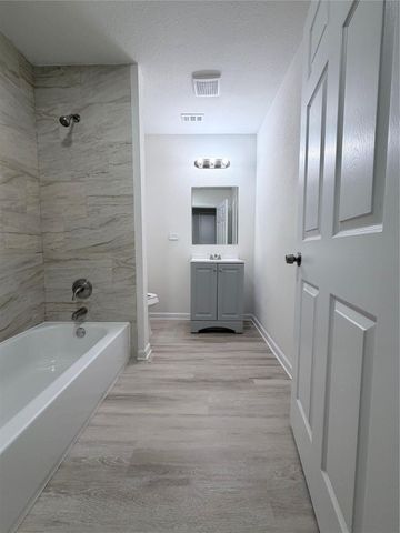 5451 Oriole Street, Houston, TX 77017