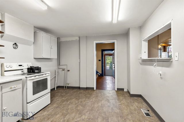 900 S Main, Butte, MT 59701