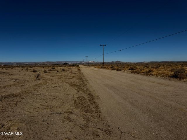 45 W Ave B6 Avenue, Lancaster, CA 93536
