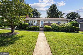 1917 HILLSIDE DR, Gwynn Oak, MD 21207
